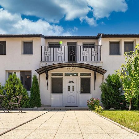 B&B Duo Caffe Baneasa Bukarest Eksteriør billede