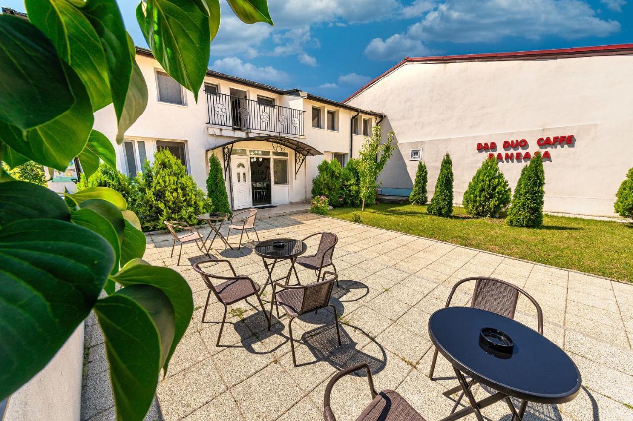 B&B Duo Caffe Baneasa Bukarest Eksteriør billede